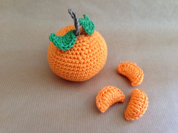 Häkelanleitung Obst Clementine von The KnitKnotShop