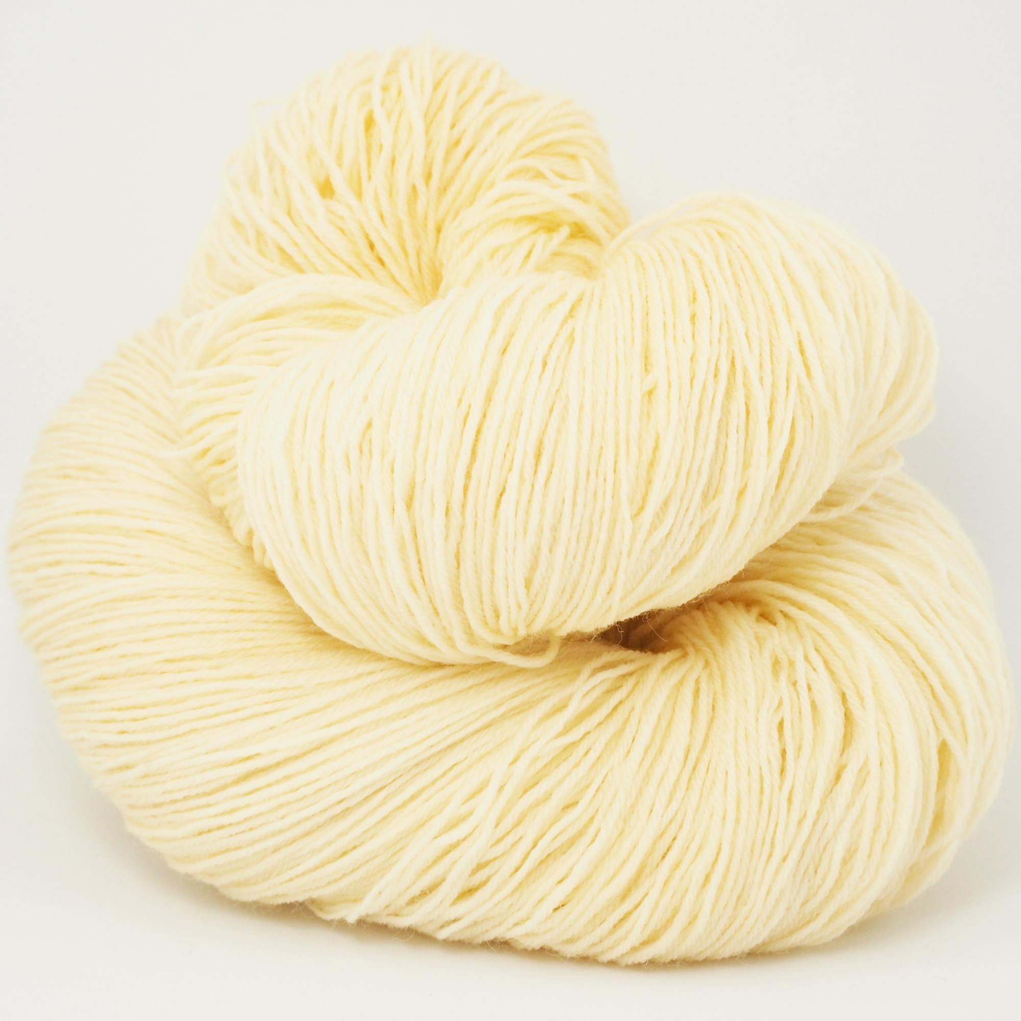 106 Vanilla Merino-Lace von Wollelfe – Bild 5