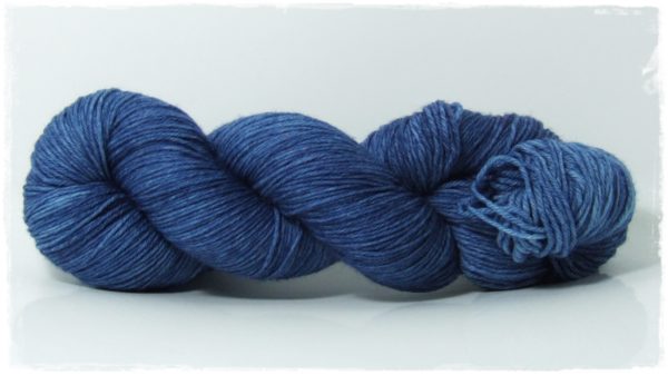 Blueberry Merino-Sockenwolle 4-fach von Wollelfe