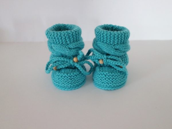 Strickanleitung Babyschuhe Wonderland von Melanie Mielinger