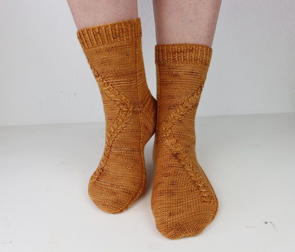 Strickanleitung Knight Socks von Melanie Mielinger