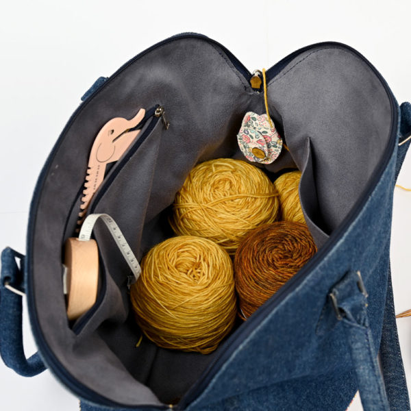 Die Blüten-Schulterhandtasche von KnitPro