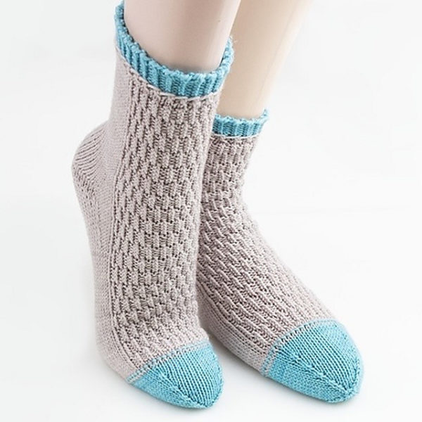 Strickanleitung Alva Socks von Astrid Müller