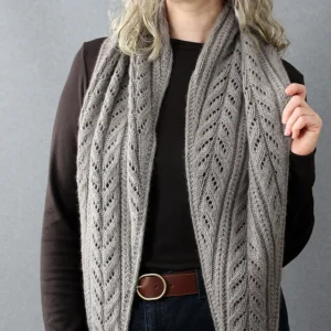 Strickanleitung Fern Field Wrap von Lisa Hannes Maliha Design